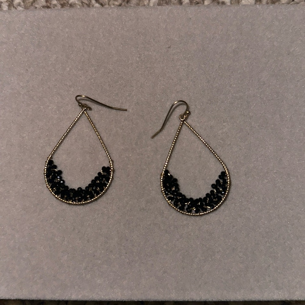 dangle earrings
